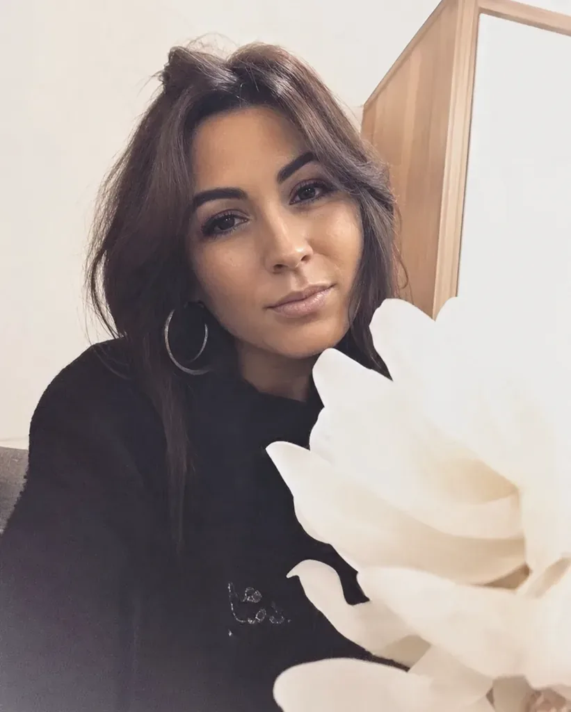female1001682409's profile photo