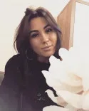female1001682409's profile photo