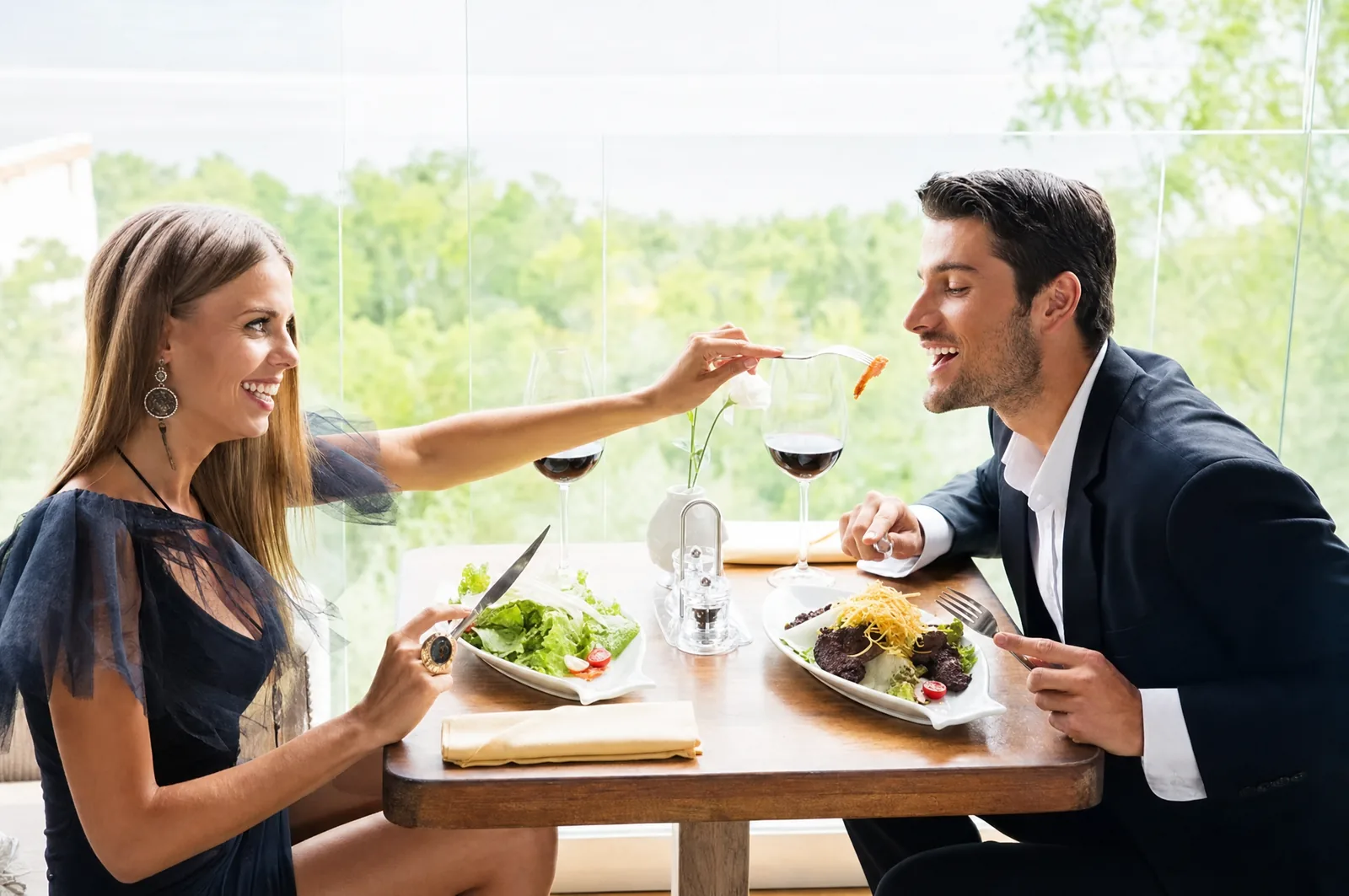 Ukrainian girlfriend to the right restaurants